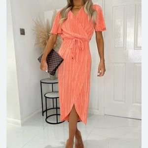 NWT AX Paris Coral Faux Wrap Style Plisse Stretch Dress